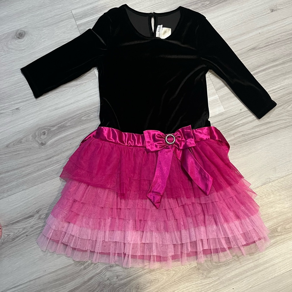 Jona Michelle Black and Pink Dance Costume‎